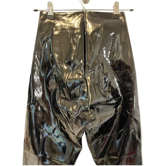 Commando Faux Patent Leather Perfect
Control Leggings in Size S - Picture 8 of 10